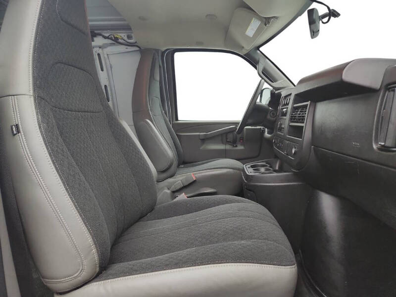 2019 GMC Savana 2500
