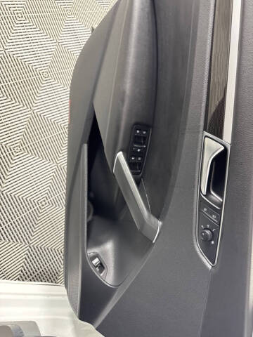 2019 Volkswagen Passat SE R-Line