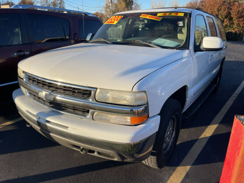 2002 Chevrolet Suburban for sale at Best Buy Car Co in Independence MO