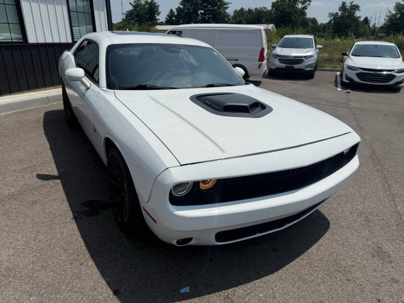 2017 Dodge Challenger 392 HEMI Scat Pack Shaker