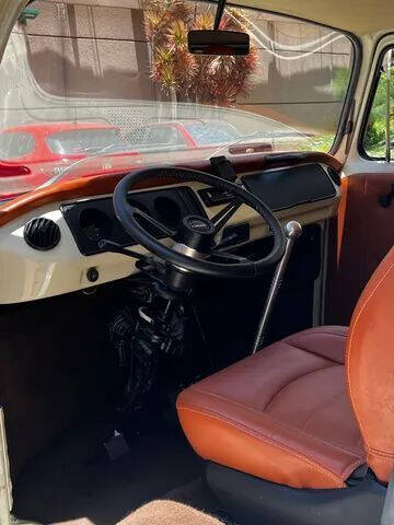 1985 Volkswagen Bus