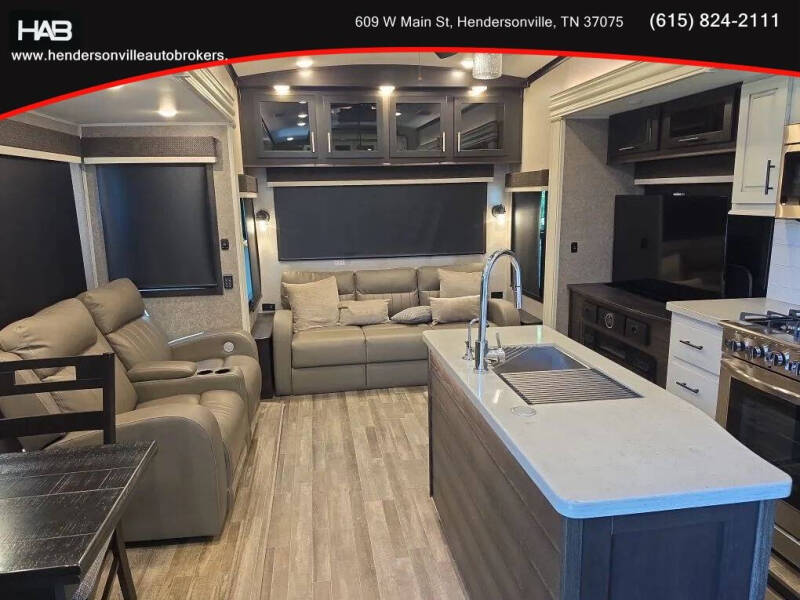 2021 Jayco North Point Fifth Wheel