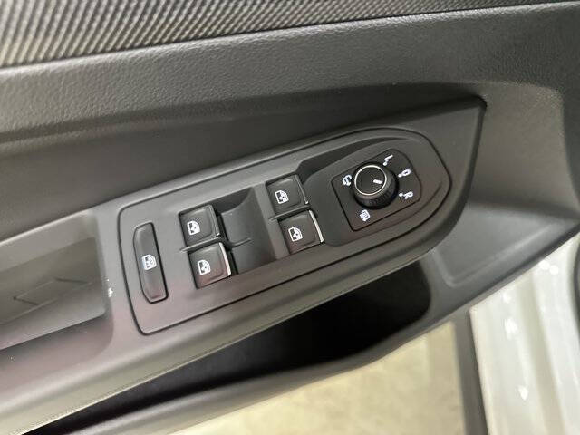 2025 Volkswagen Golf GTI SE