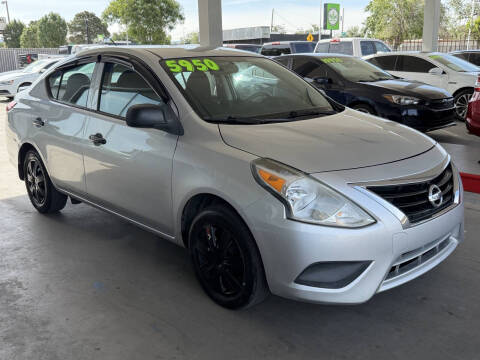 2015 Nissan Versa 1.6 S Plus