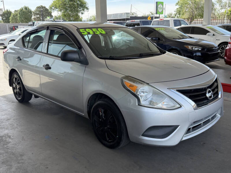 2015 Nissan Versa 1.6 S Plus