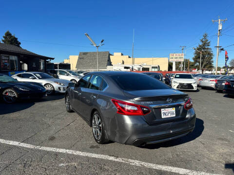 2017 Nissan Altima 2.5 SR