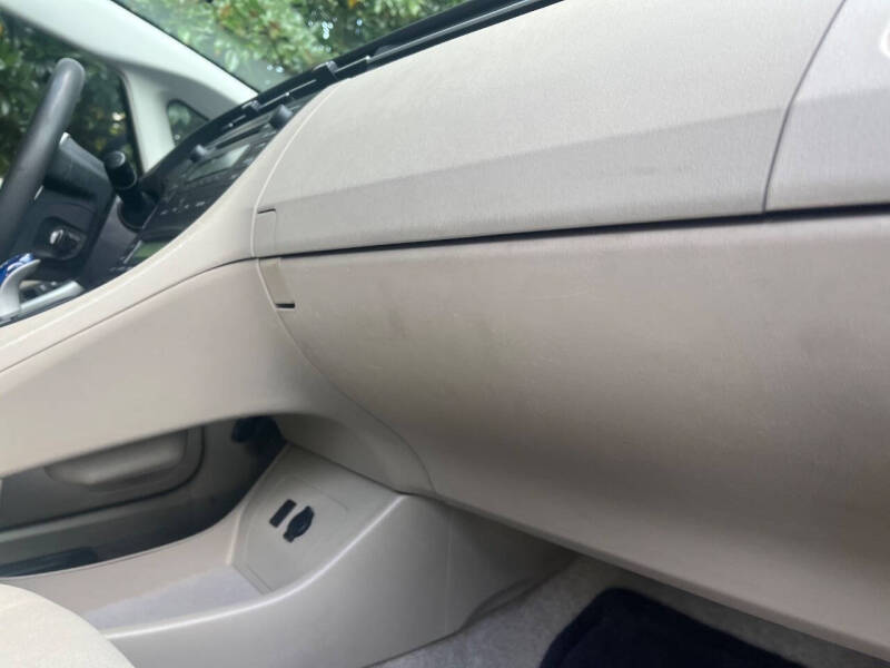 2011 Toyota Prius Two