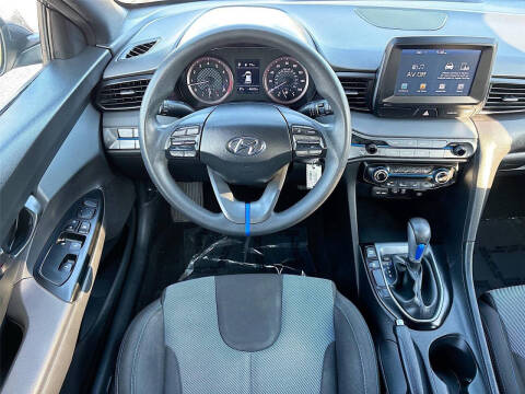 2019 Hyundai Veloster