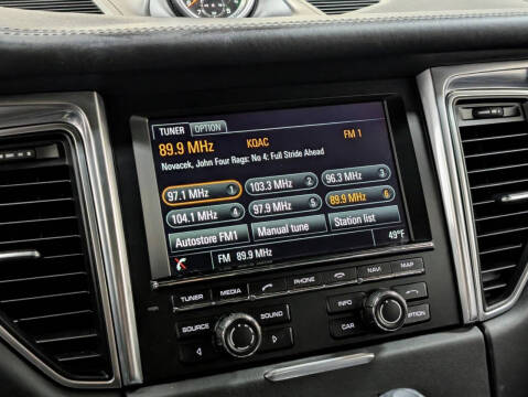 2015 Porsche Macan S