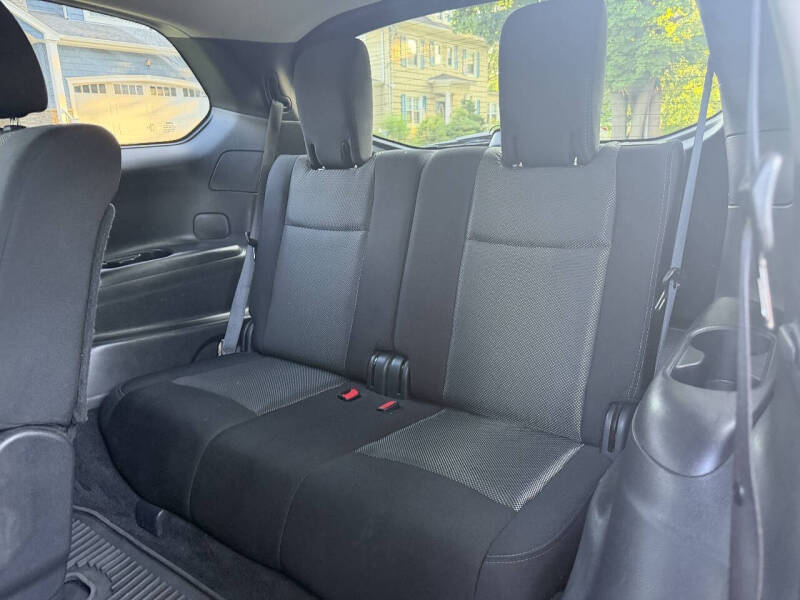 2017 Nissan Pathfinder SV