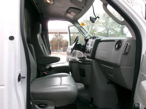 2017 Ford E-Series E-350 SD
