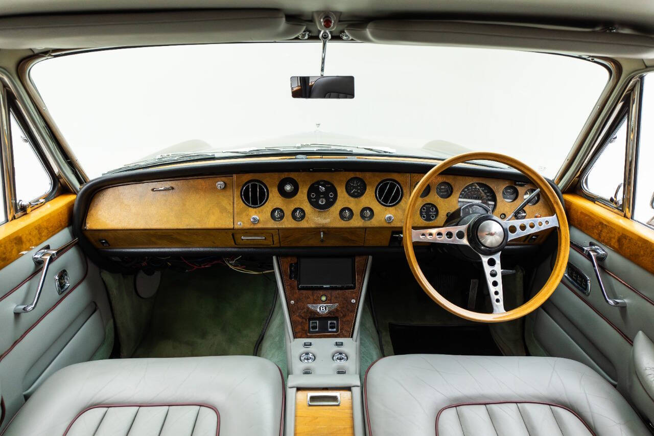 1967 Bentley T1 Saloon 117