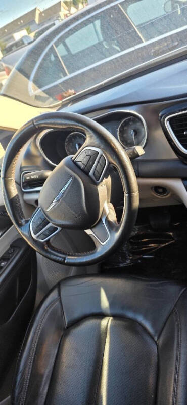 2020 Chrysler Pacifica Touring L