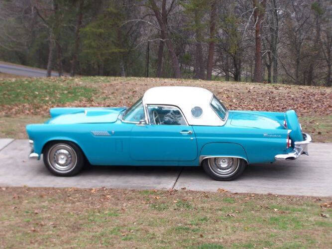 1956 Ford Thunderbird