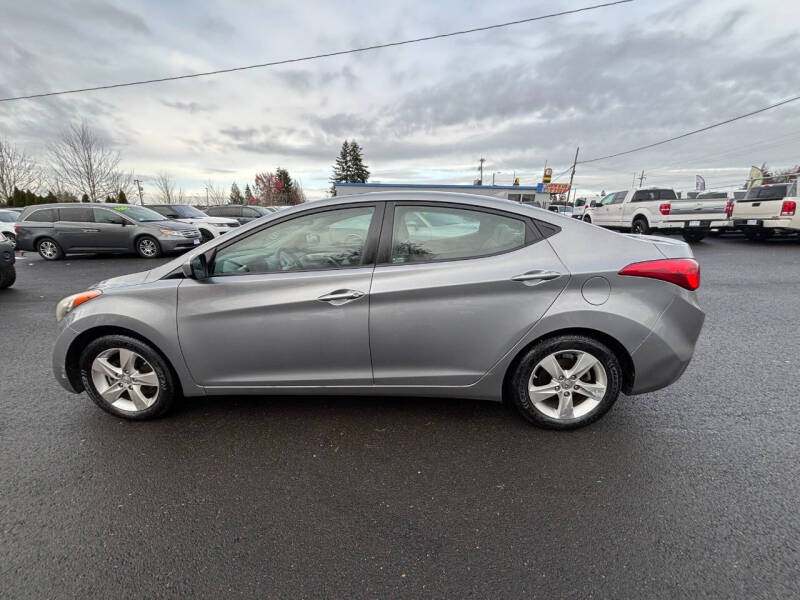 2013 Hyundai Elantra GLS photo 2