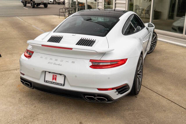 2019 Porsche 911 10