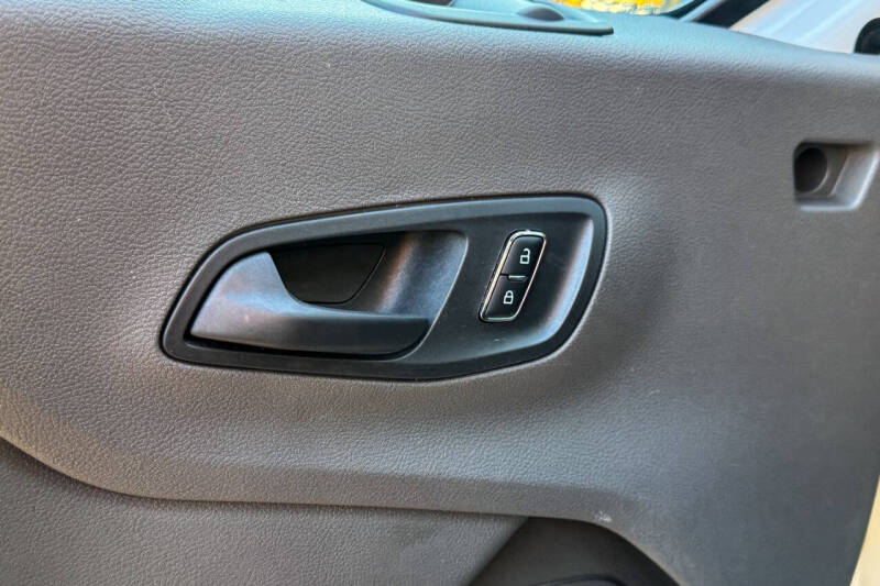 2024 Ford Transit 250