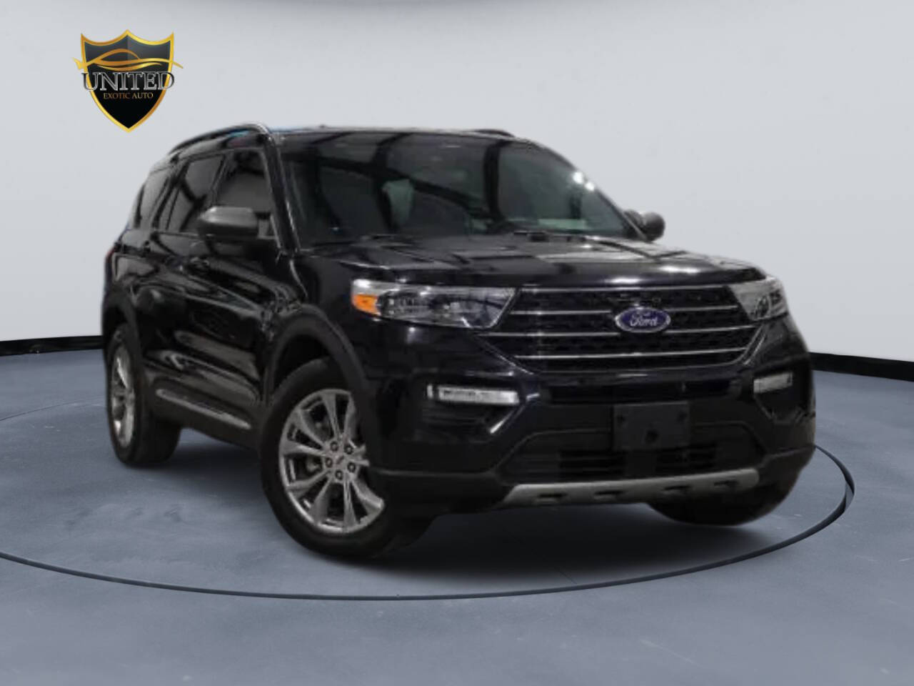 Black 2020 Ford Explorer XLT XLT 4dr SUV 1