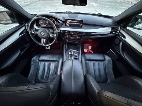 2016 BMW X6 M