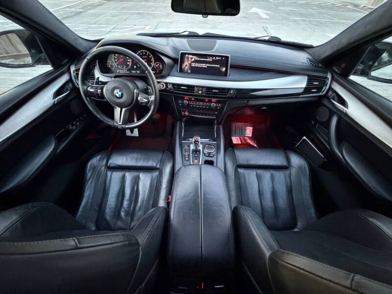 2016 BMW X6 M