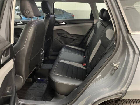 2023 Volkswagen Taos SEL 4Motion