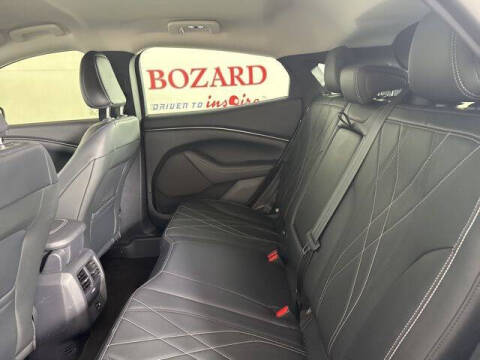 2022 Ford Mustang Mach-E Select