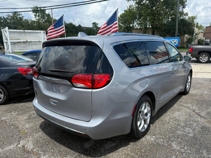2018 Chrysler Pacifica Touring L Plus
