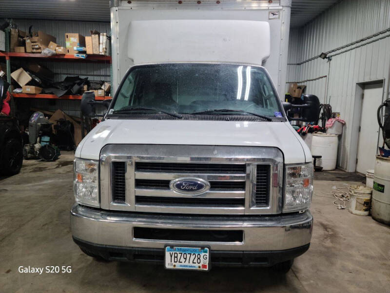 2013 Ford E-Series E-350 SD