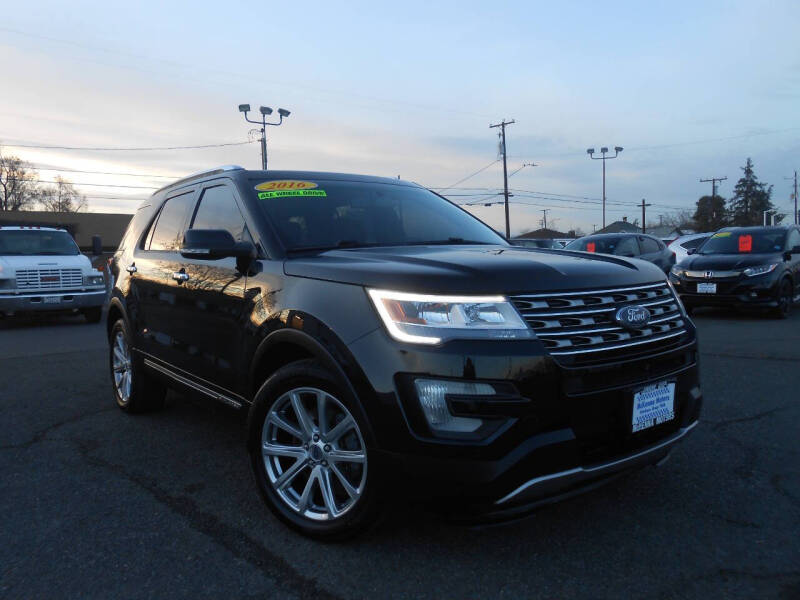 2016 Ford Explorer Limited's photo