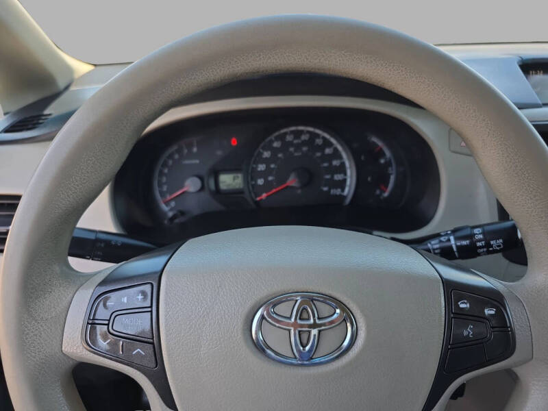 2014 Toyota Sienna