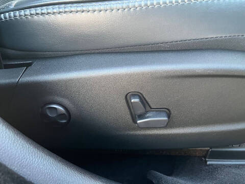 2014 Chrysler 300 C John Varvatos Limited Edition