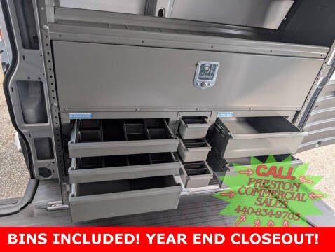 2025 Chevrolet Express 2500