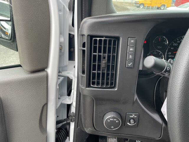 2026 Chevrolet Express 2500