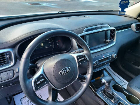 2019 Kia Sorento EX V6