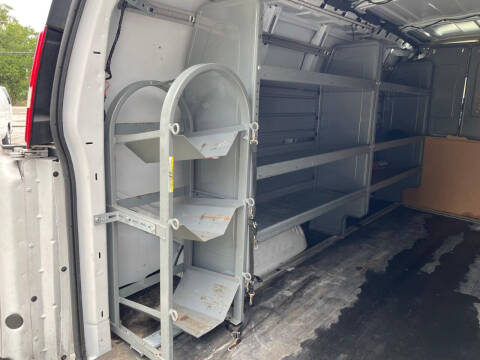 2017 Chevrolet Express 2500