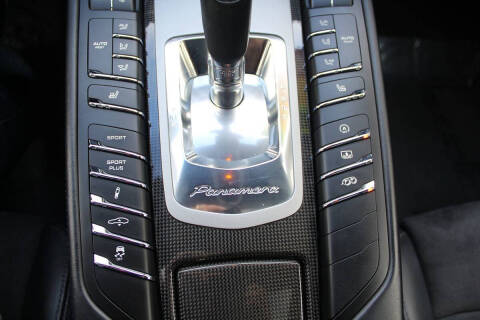 2015 Porsche Panamera GTS