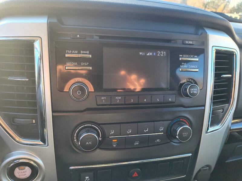 2018 Nissan Titan XD SV