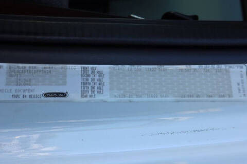 2014 Freightliner M2 106