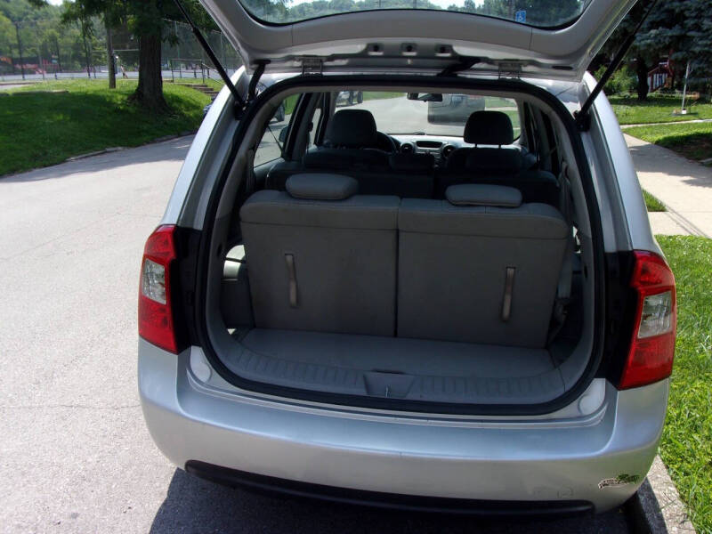 2008 Kia Rondo EX