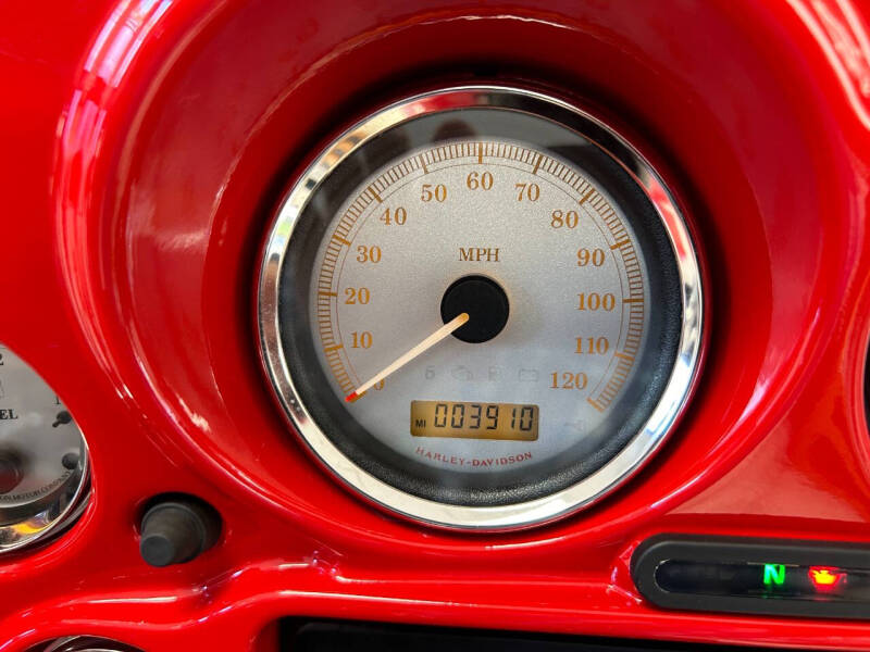 2012 Harley-Davidson Street Glide Special