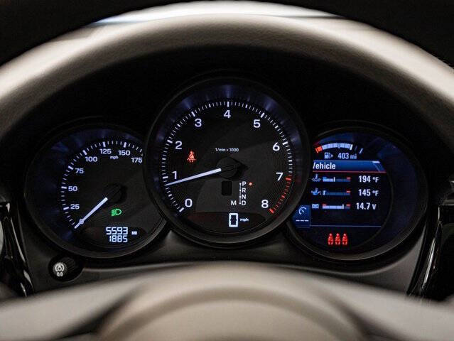 2025 Porsche Macan
