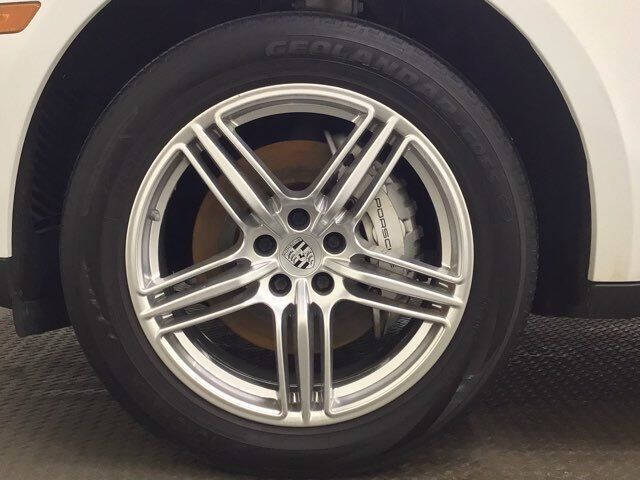 2017 Porsche Macan S