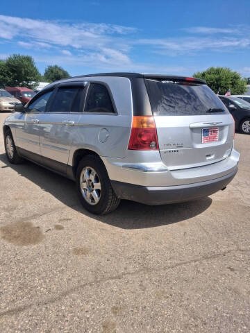 2005 Chrysler Pacifica Touring