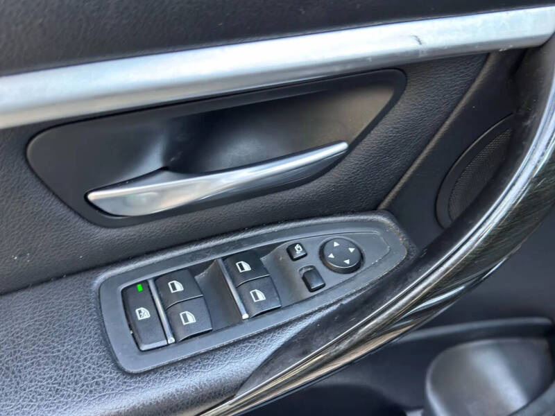 2018 BMW 3 Series 330i