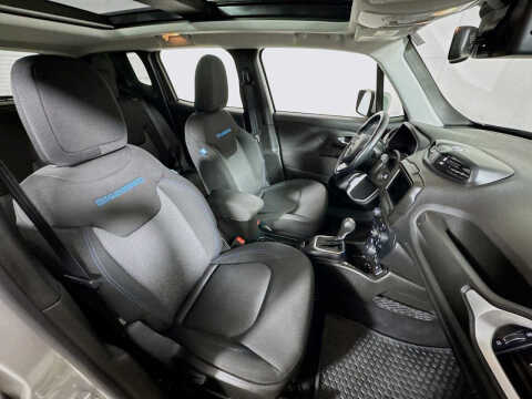 2021 Jeep Renegade Islander