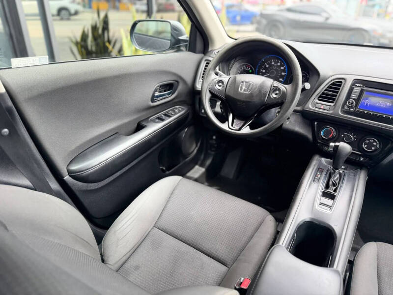 2021 Honda HR-V LX