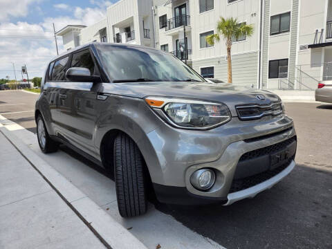 2019 Kia Soul +