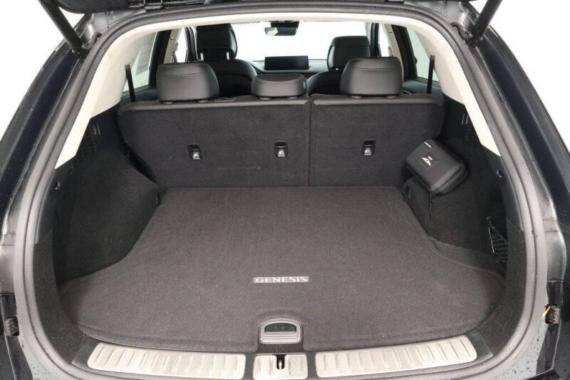 2024 Genesis GV70 2.5T Standard