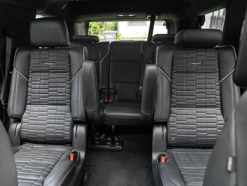 2023 Cadillac Escalade Sport Platinum