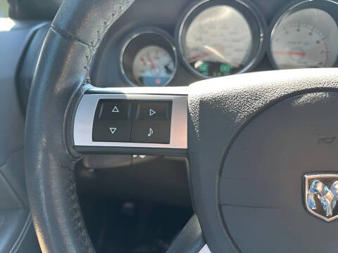 2008 Dodge Challenger SRT8